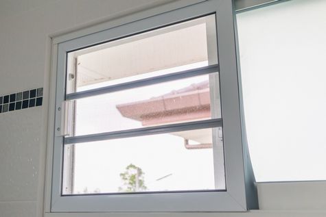 D.J. Installationen e.U., Alufenster, Holz ALU Fenster 