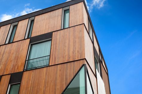 Reinhard Mühlsteiner Dach und Wand GmbH, Holzfassade