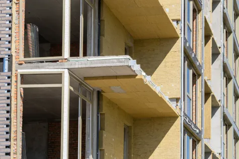 Vinko Pratljačić, Balkon und Terrassensanierung